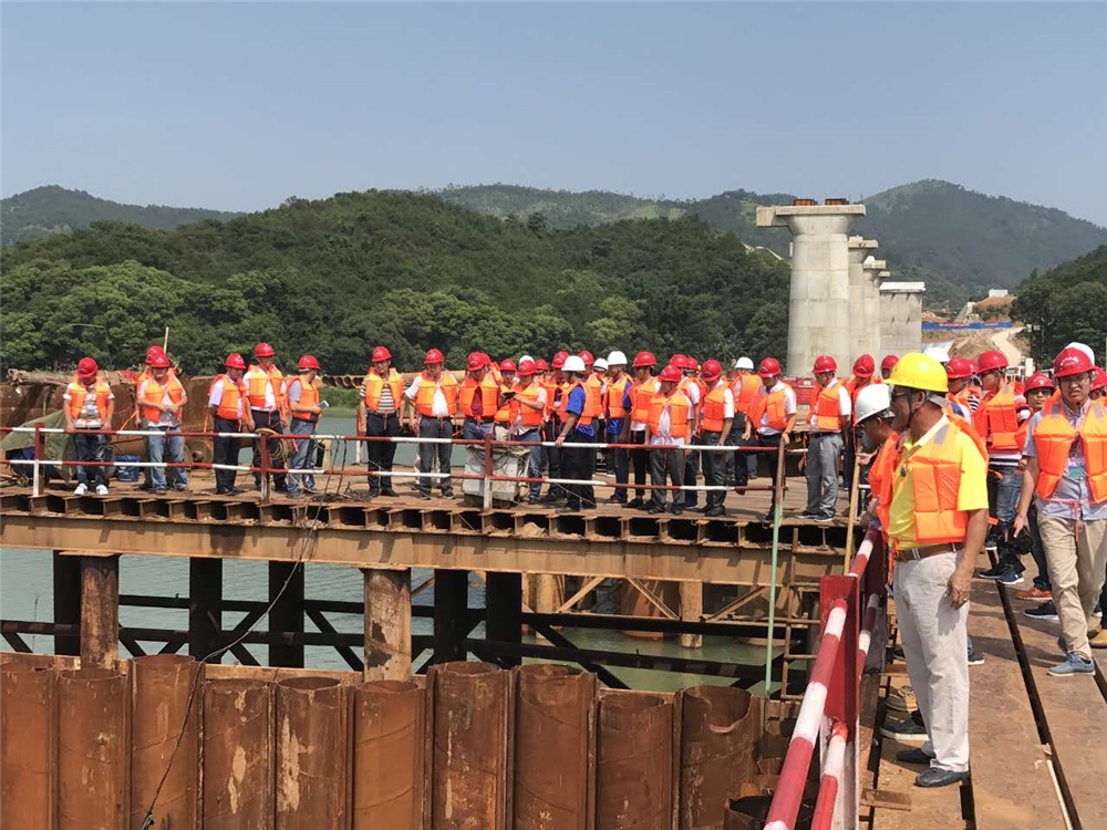 中铁五局一公司衢宁铁路（福建段）5标项目经理部西陂塘大桥施工工程