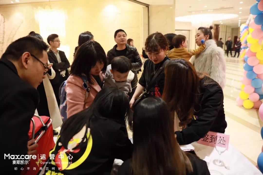 1554190341333507.jpg 麦斯凯尔环腰裤