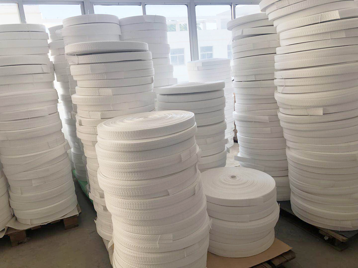 烟台硬丝吊带哪家好