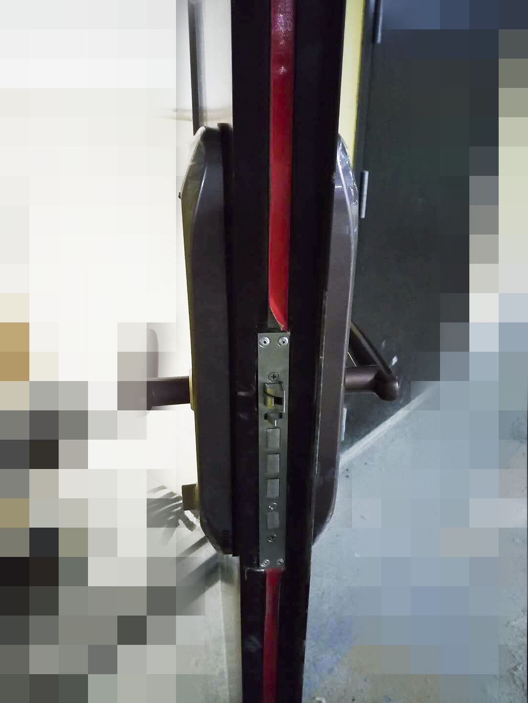 1560410206513017.jpg 金域缇香指纹锁安装
