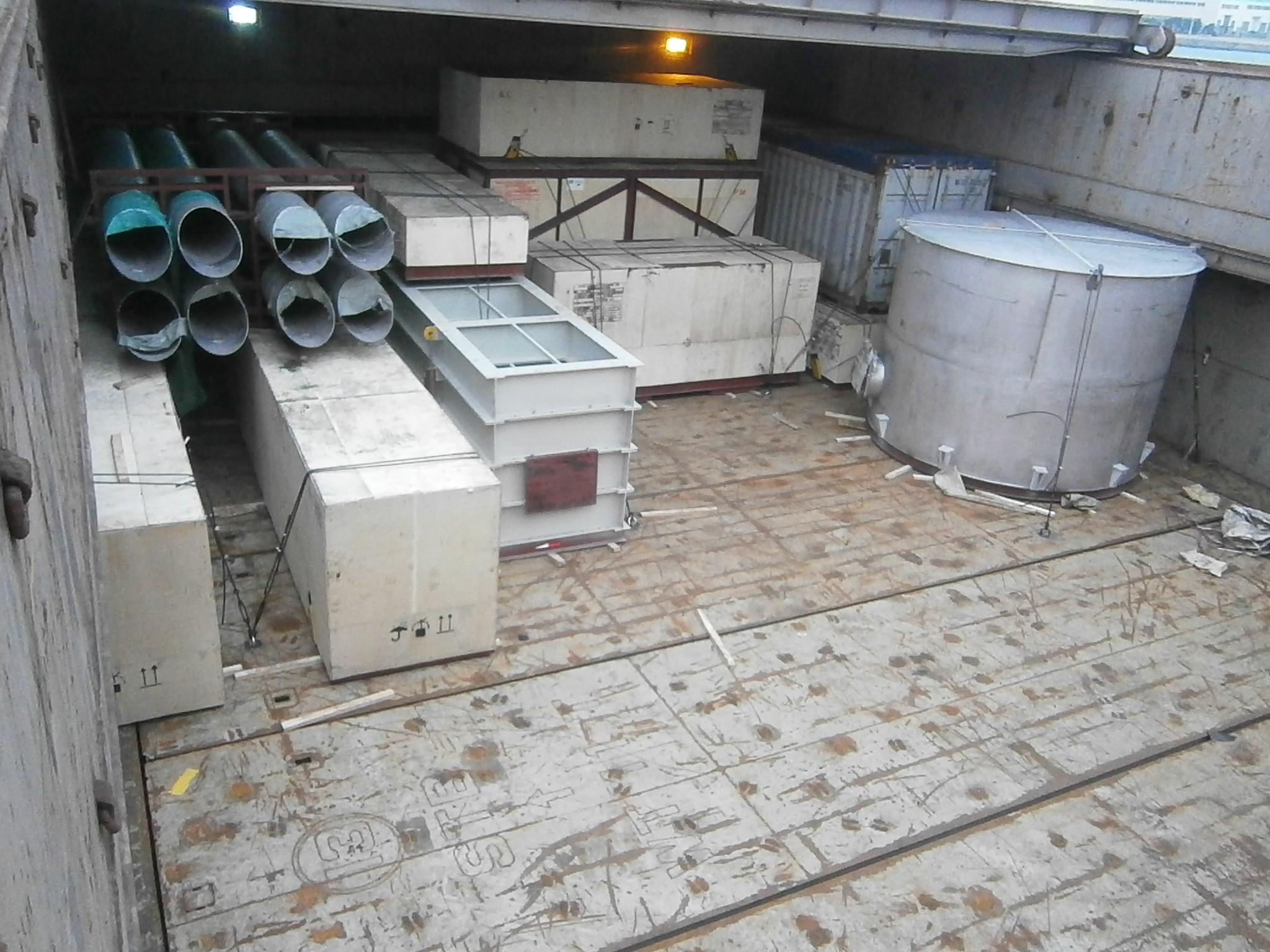 Cargo loadingdischarging survey,
