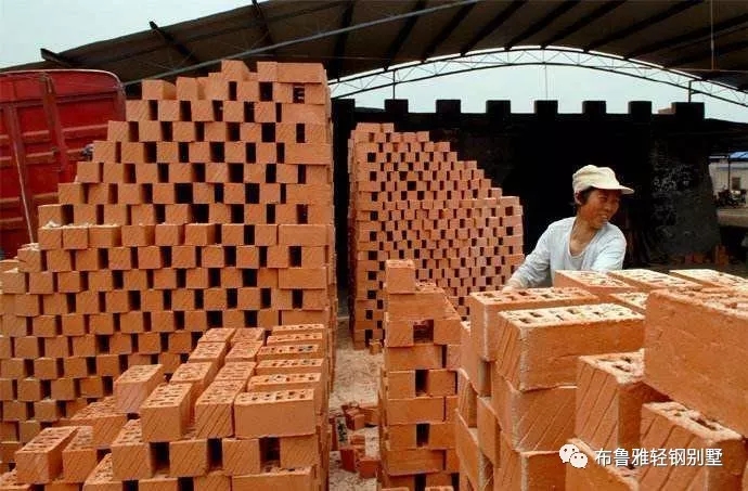 1569316062180052.jpg 轻钢别墅的说明