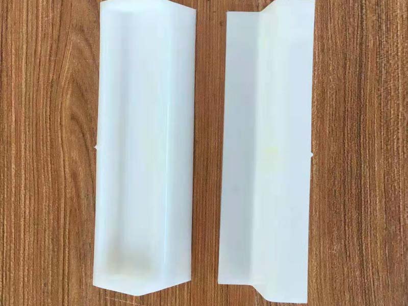 绝缘扣板