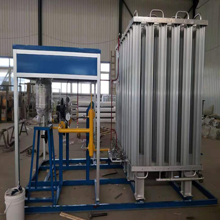 LNG�����豸