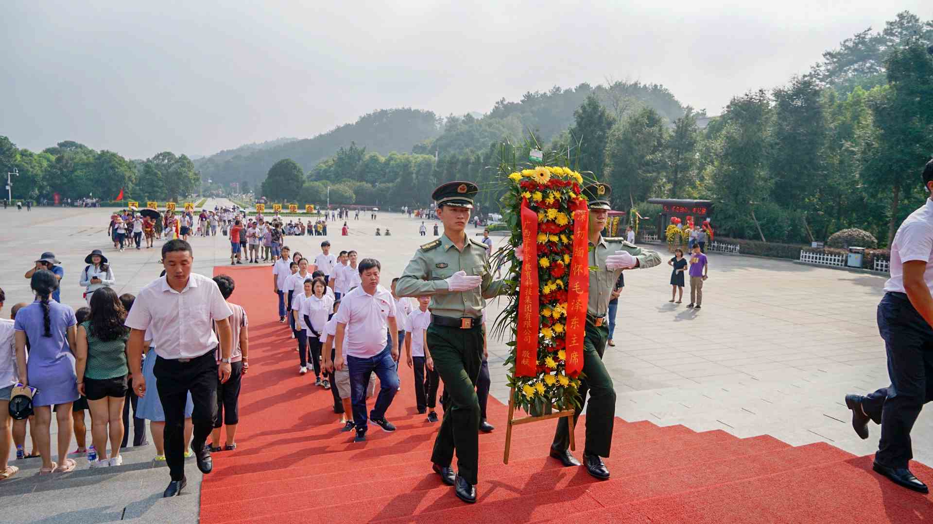 1571233371491561.jpg 党建