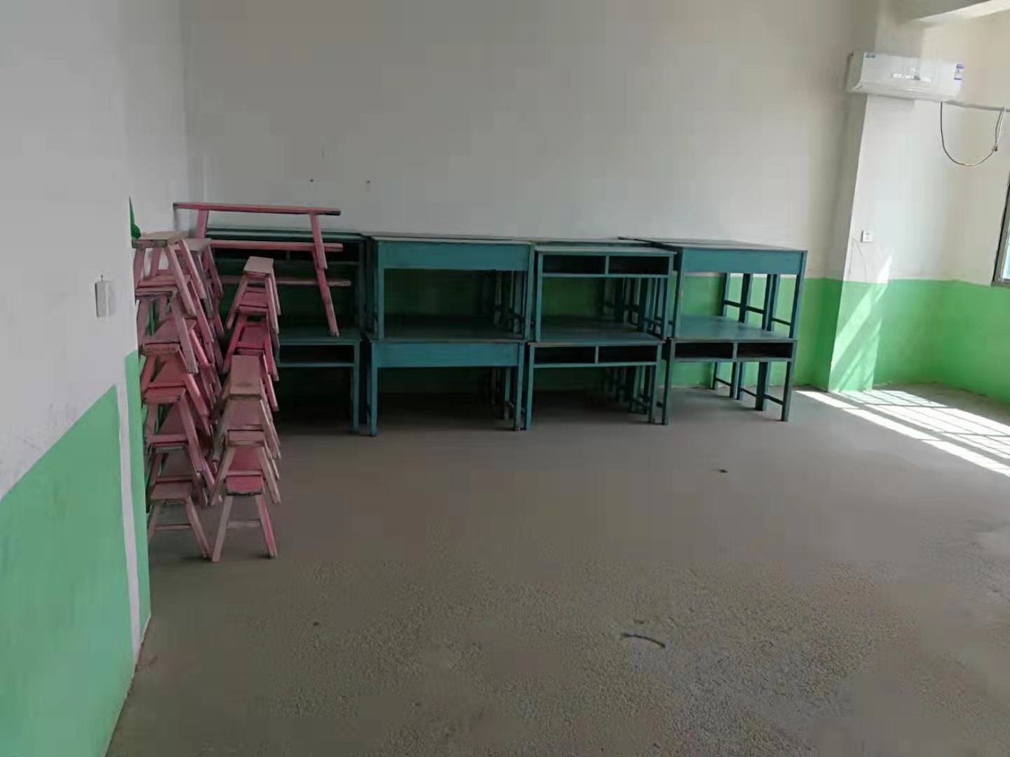 “放飞爱心、书送未来”余杭湖南商会爱心助学公益活动