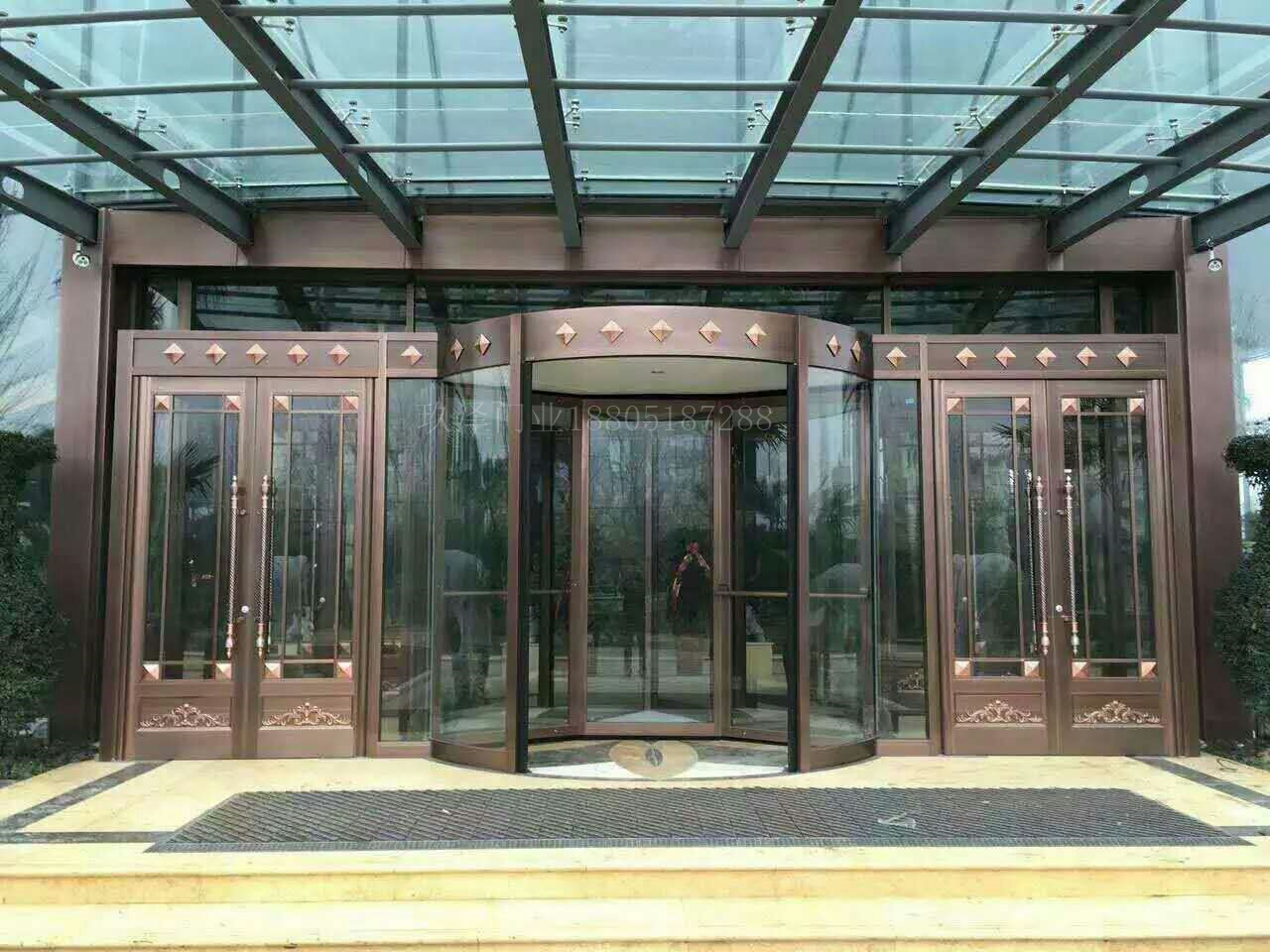 兩翼旋轉(zhuǎn)門