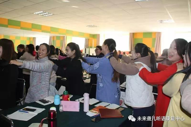 如何提高孩子的听觉能力，如何让孩子听更长的句子