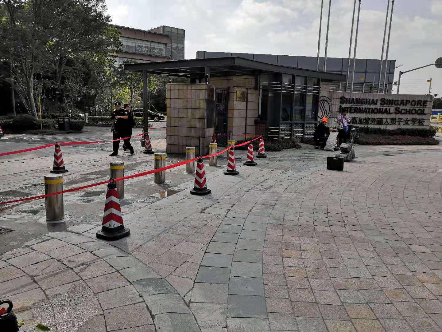 防撞升降柱