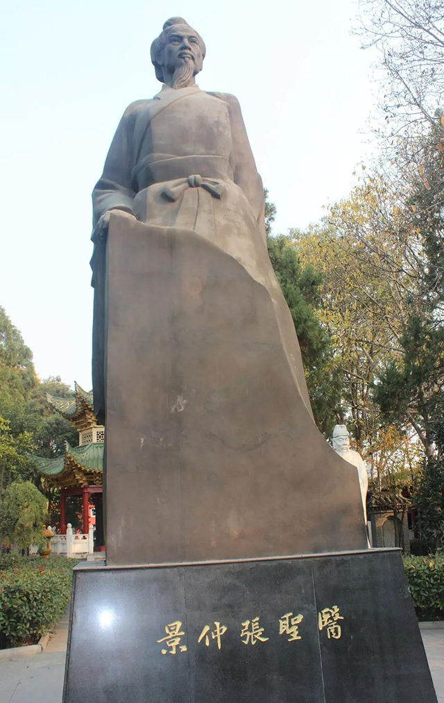 参观医圣祠，培养爱国情怀 ——未来聋儿听语康复中心“声动益课”公益活动第125期