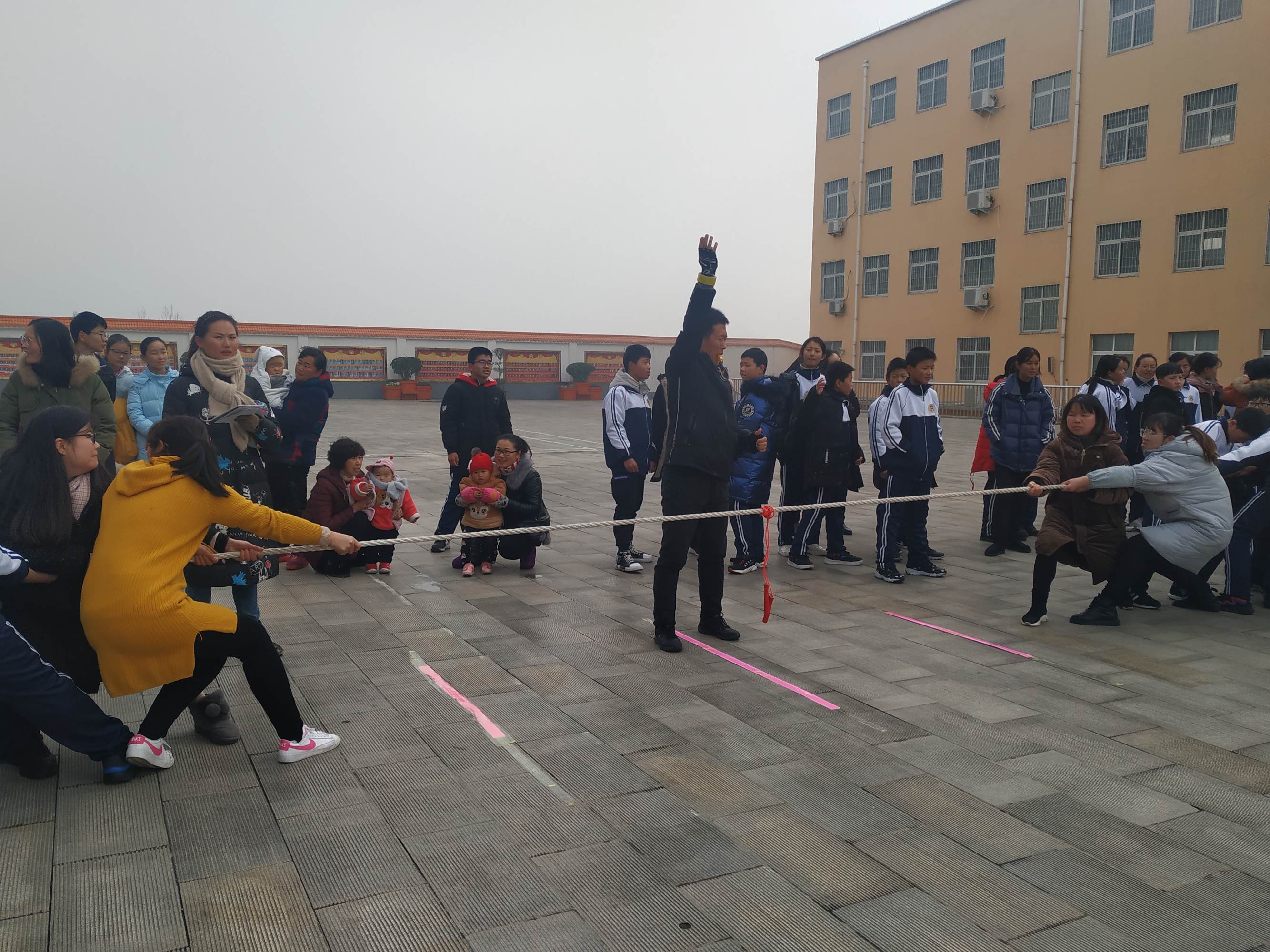 2019年厚德学校冬季师生运动会
