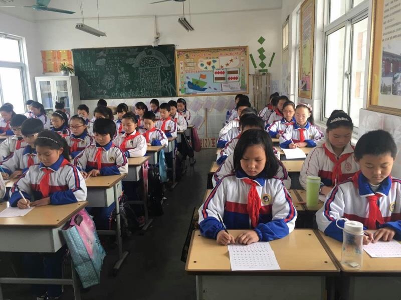 携手同行，共创未来－－方城县厚德学校致家长的一封信