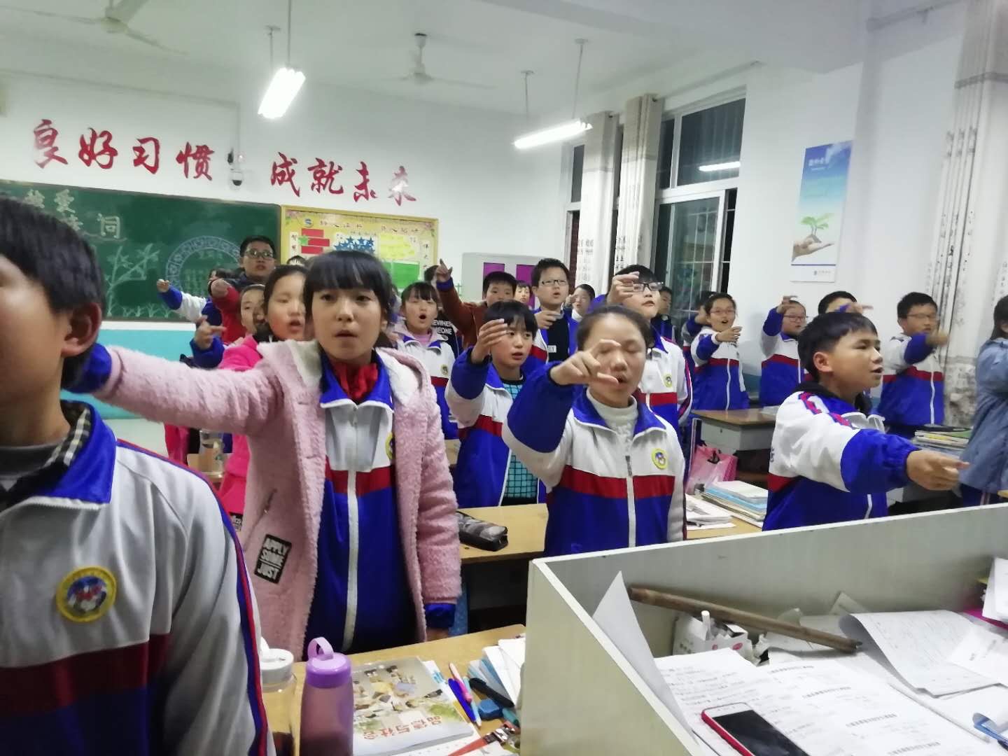 携手同行，共创未来－－方城县厚德学校致家长的一封信