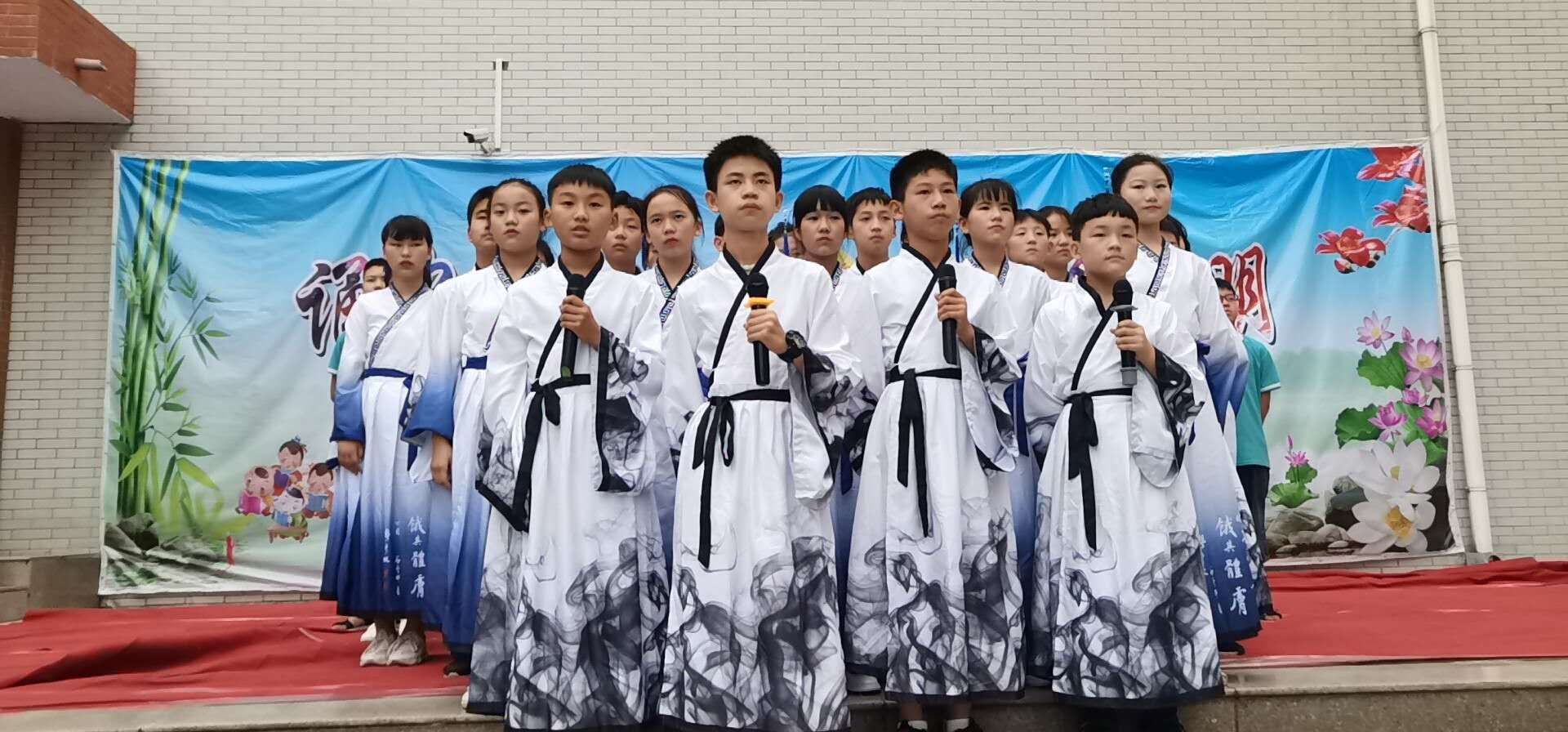 诵中华经典，传华夏文明——方城县厚德学校“经典诵读”活动展演