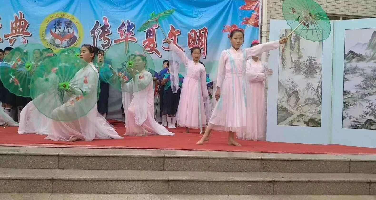 诵中华经典，传华夏文明——方城县厚德学校“经典诵读”活动展演