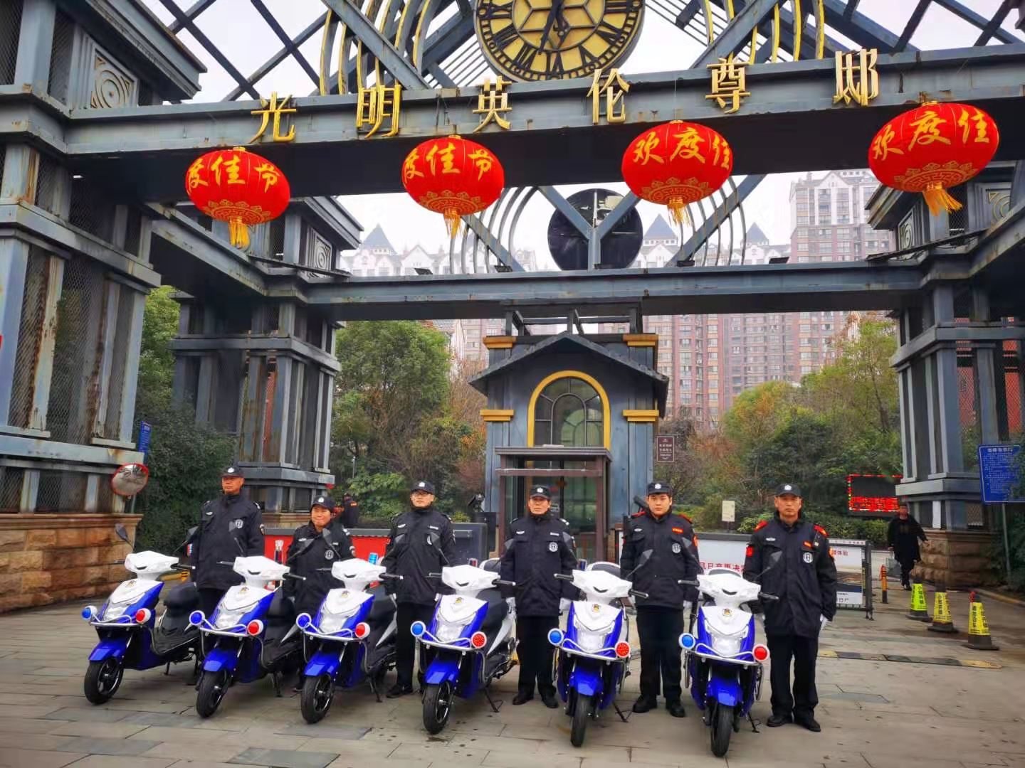巡逻车