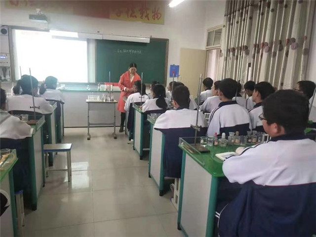 厚德学校综合理科组赛课精彩篇章
