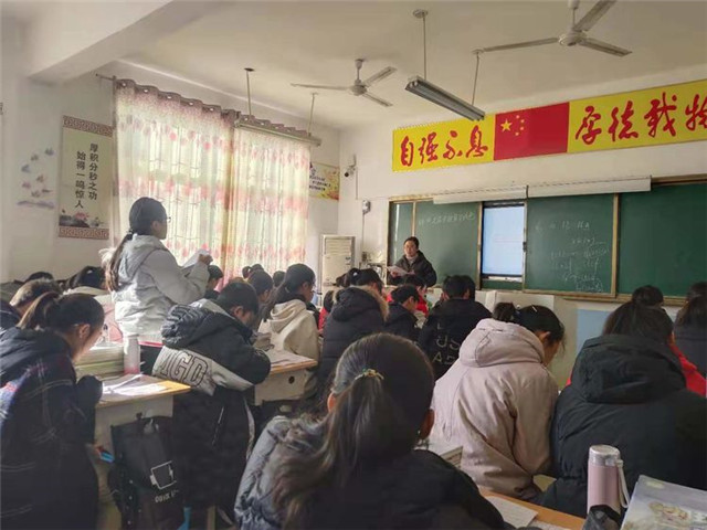 厚德学校综合理科组赛课精彩篇章
