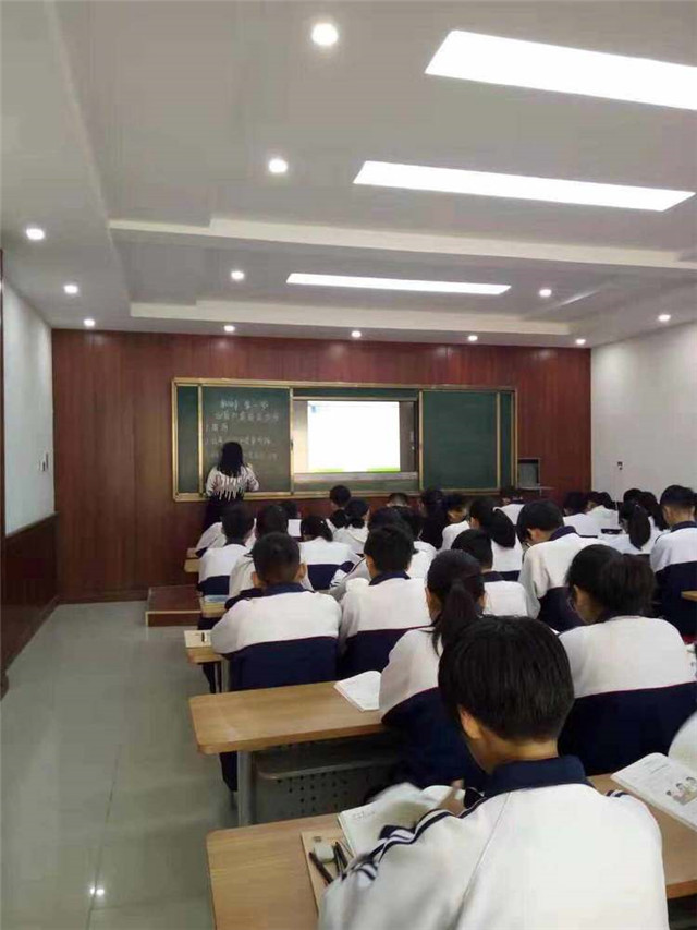 厚德学校综合理科组赛课精彩篇章