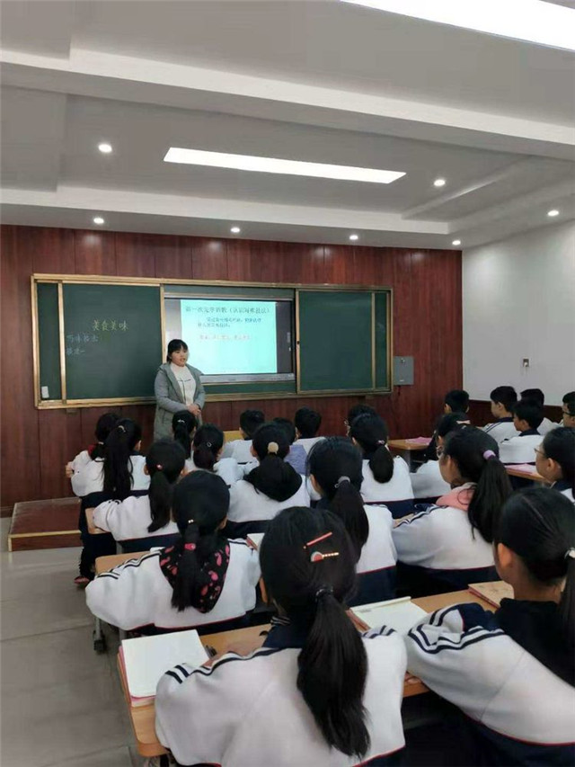 精彩赛课，演绎教师风采—厚德学校2019年秋期4—6语文组赛课活动纪实