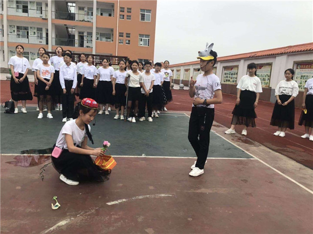 厚德学校丰富多彩的社团活动（二）