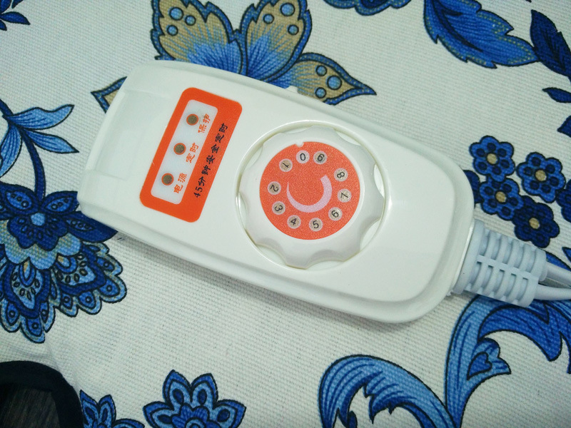 厂家批发颈肩艾灸宝艾灸护理器具无烟电加热艾绒随身灸批发供货