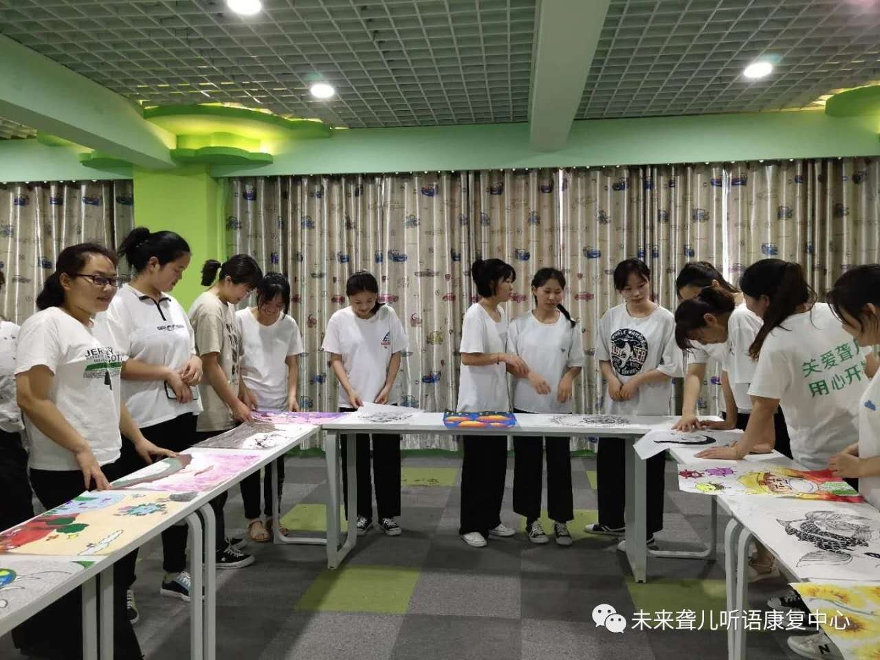 南阳未来聋儿听语康复中心综合素质课教师才艺大比拼（上篇）
