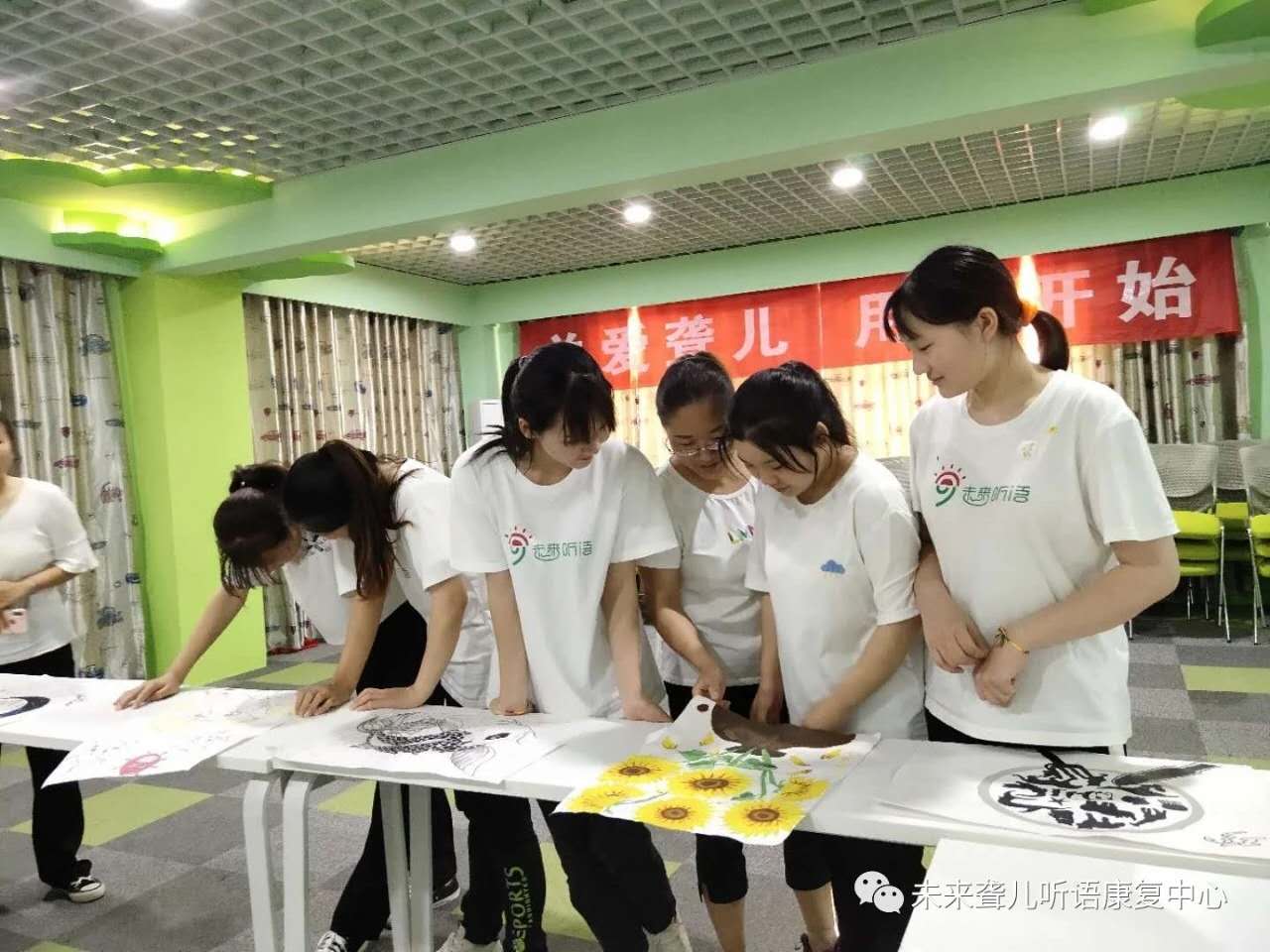 南阳未来聋儿听语康复中心综合素质课教师才艺大比拼（上篇）