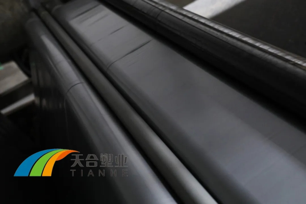 如何选择银黑地膜及其使用方法