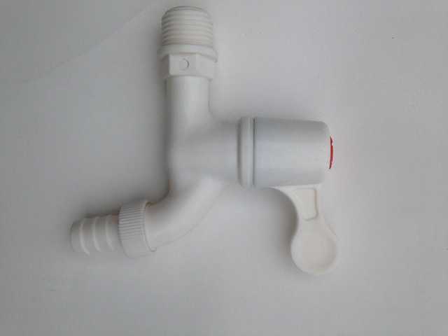 （朕仁带嘴）水嘴