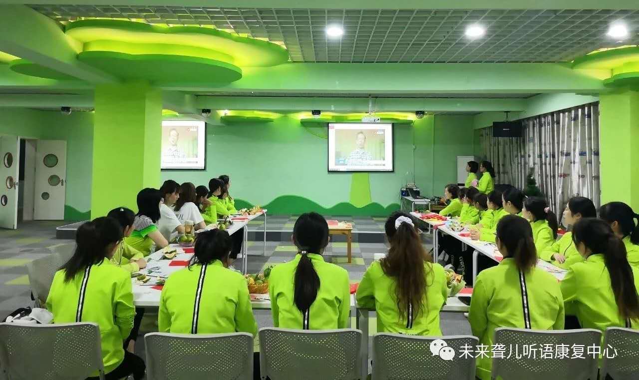 当中秋遇上国庆，未来听障儿童听语康复南阳中心这样喜迎“中国节”