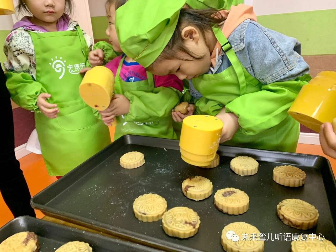 当中秋遇上国庆，未来听障儿童听语康复南阳中心这样喜迎“中国节”