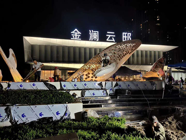 鯨魚雕塑