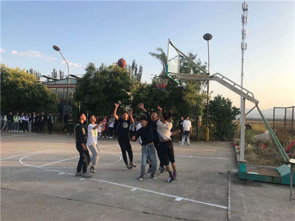张家口科技职业学校