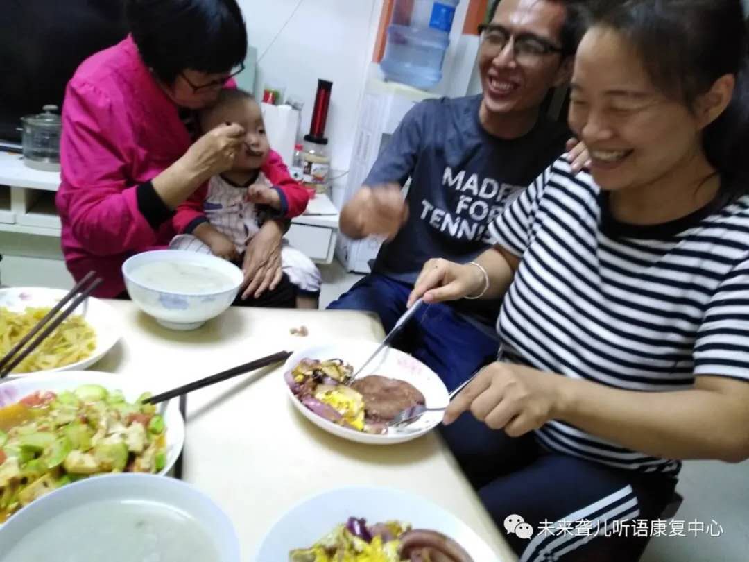 中秋佳节，月满人团圆——未来听障儿童听语中心特教人的和谐“中国节”