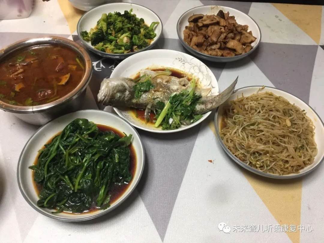 中秋佳节，月满人团圆——未来听障儿童听语中心特教人的和谐“中国节”