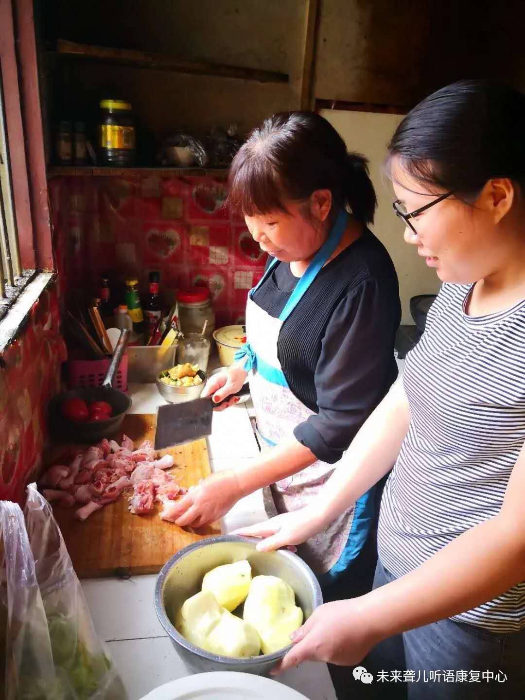 中秋佳节，月满人团圆——未来听障儿童听语中心特教人的和谐“中国节”