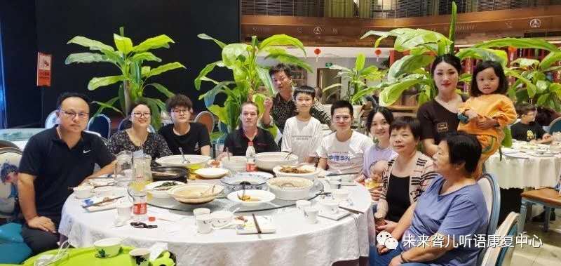 中秋佳节，月满人团圆——未来听障儿童听语中心特教人的和谐“中国节”