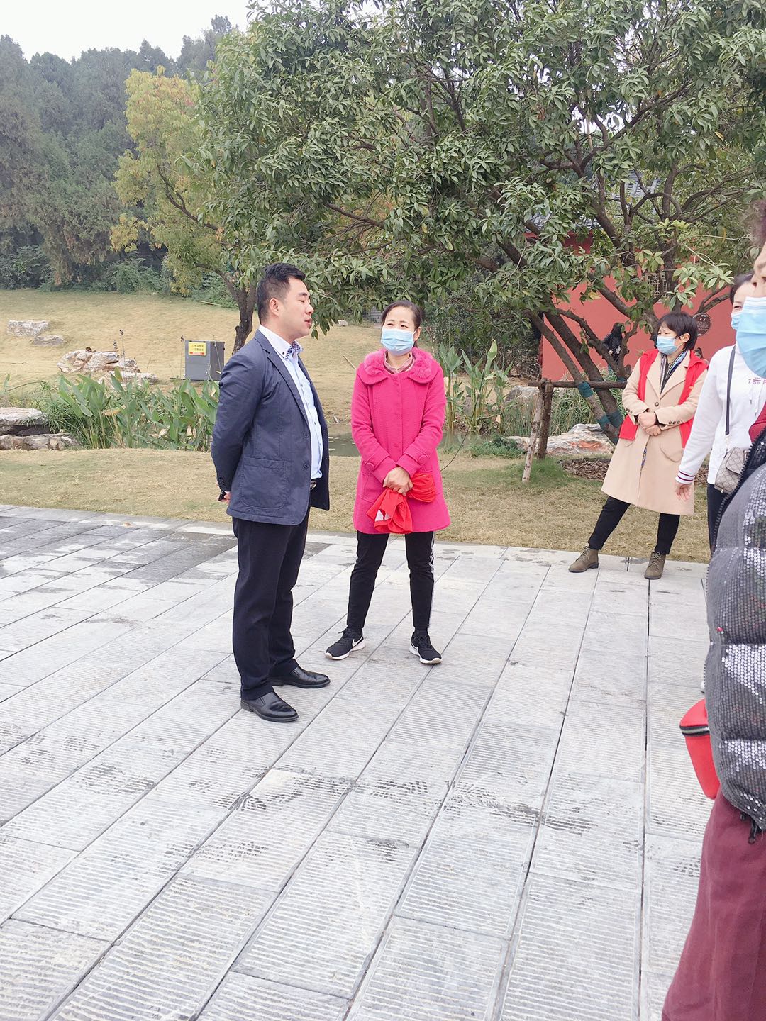未来听障儿童康复中心卧龙区残联开展以“决胜小康 奋斗有我为主题的残疾人文化周活动。