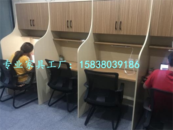 河南共享教室课桌椅