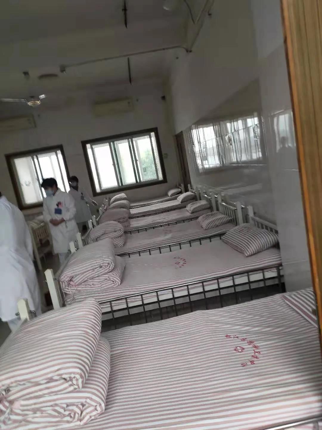 多功能護(hù)理床