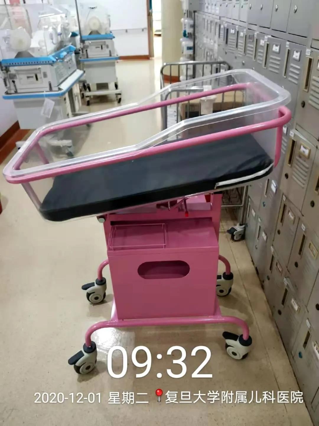 多功能護(hù)理床