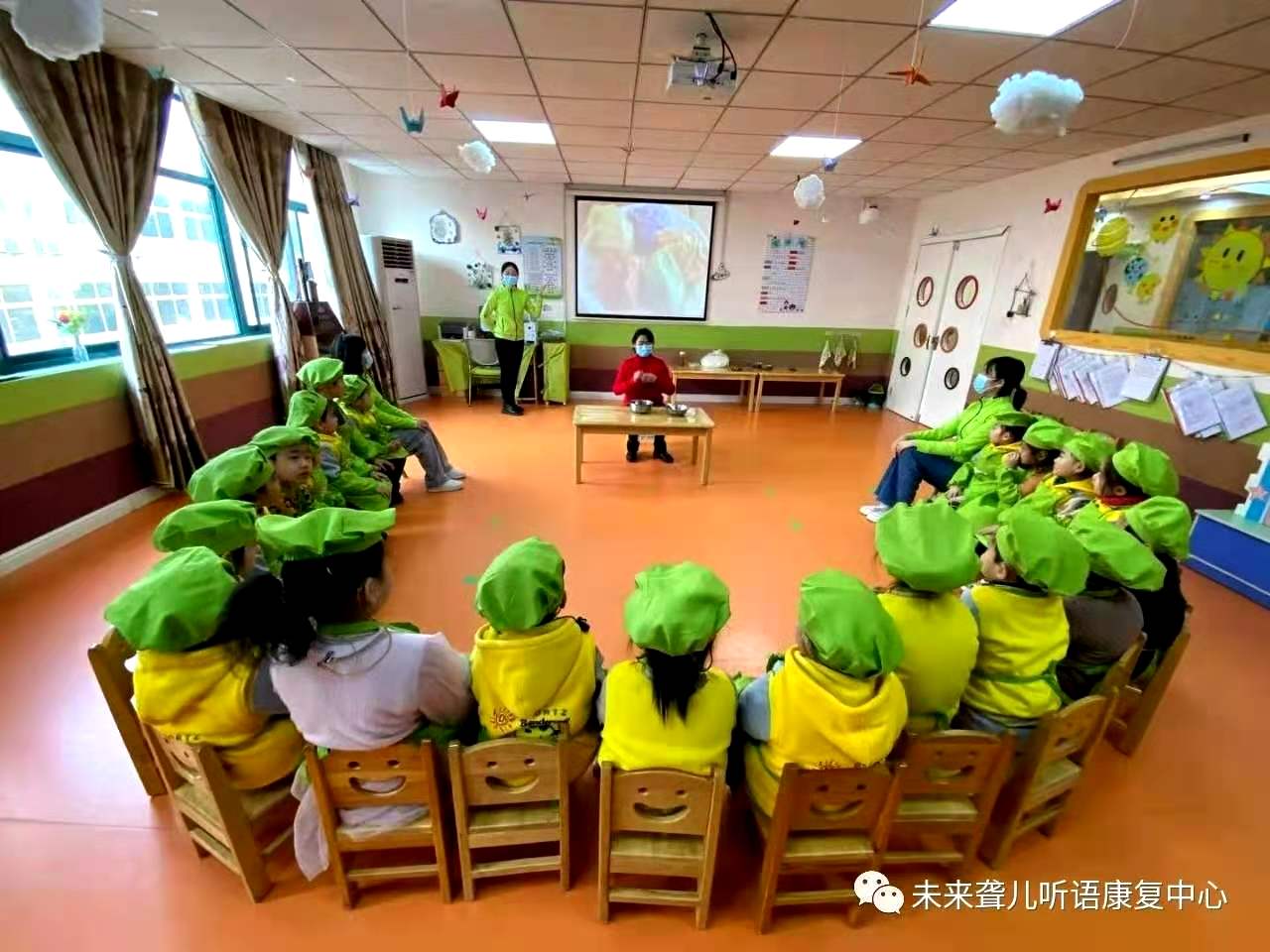 情暖冬至 幸福至 ——未来听障儿童听语康复中心其乐融融过冬至