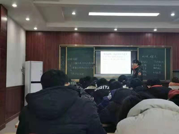 细赏写作风采，静待满树芳华