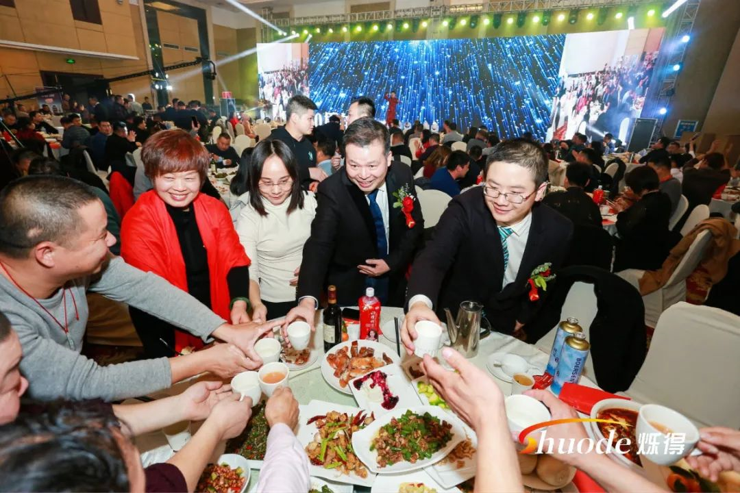 发泡胶