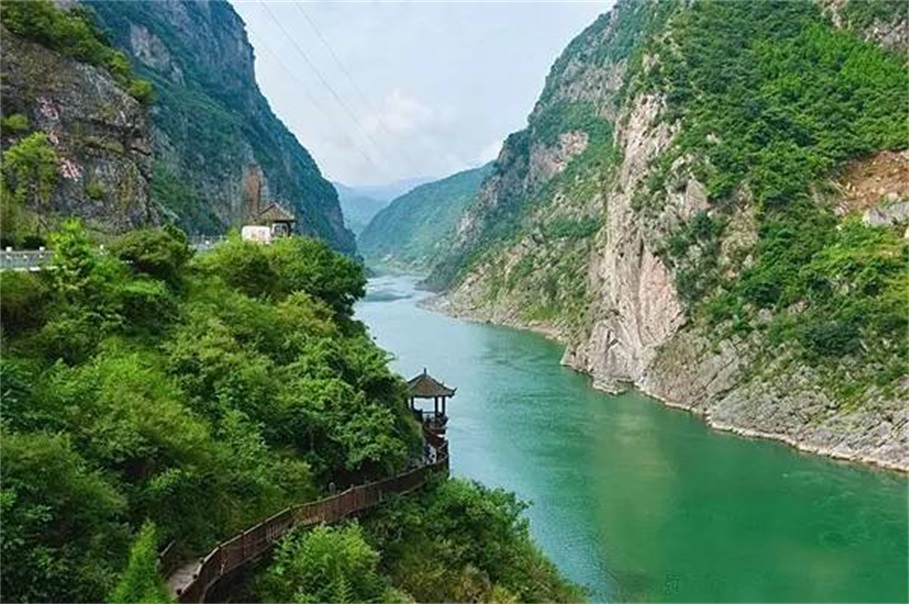 曾家山风景图