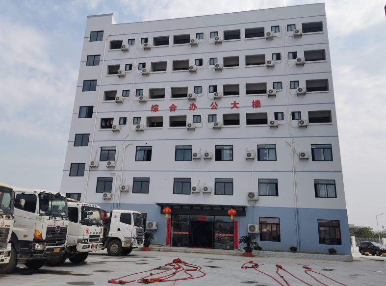 鸿志