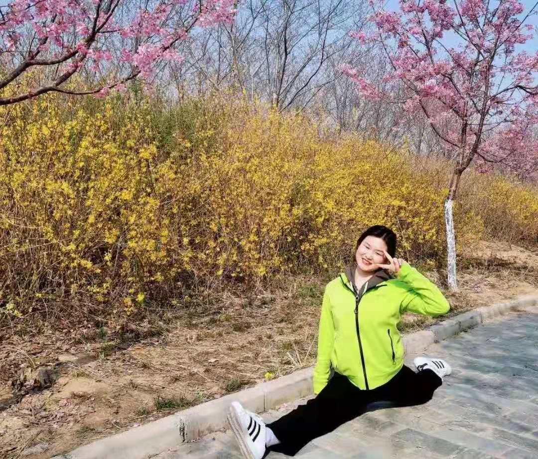 三八“女神”节，未来听障儿童听语康复中心特教老师黄河樱花风情游