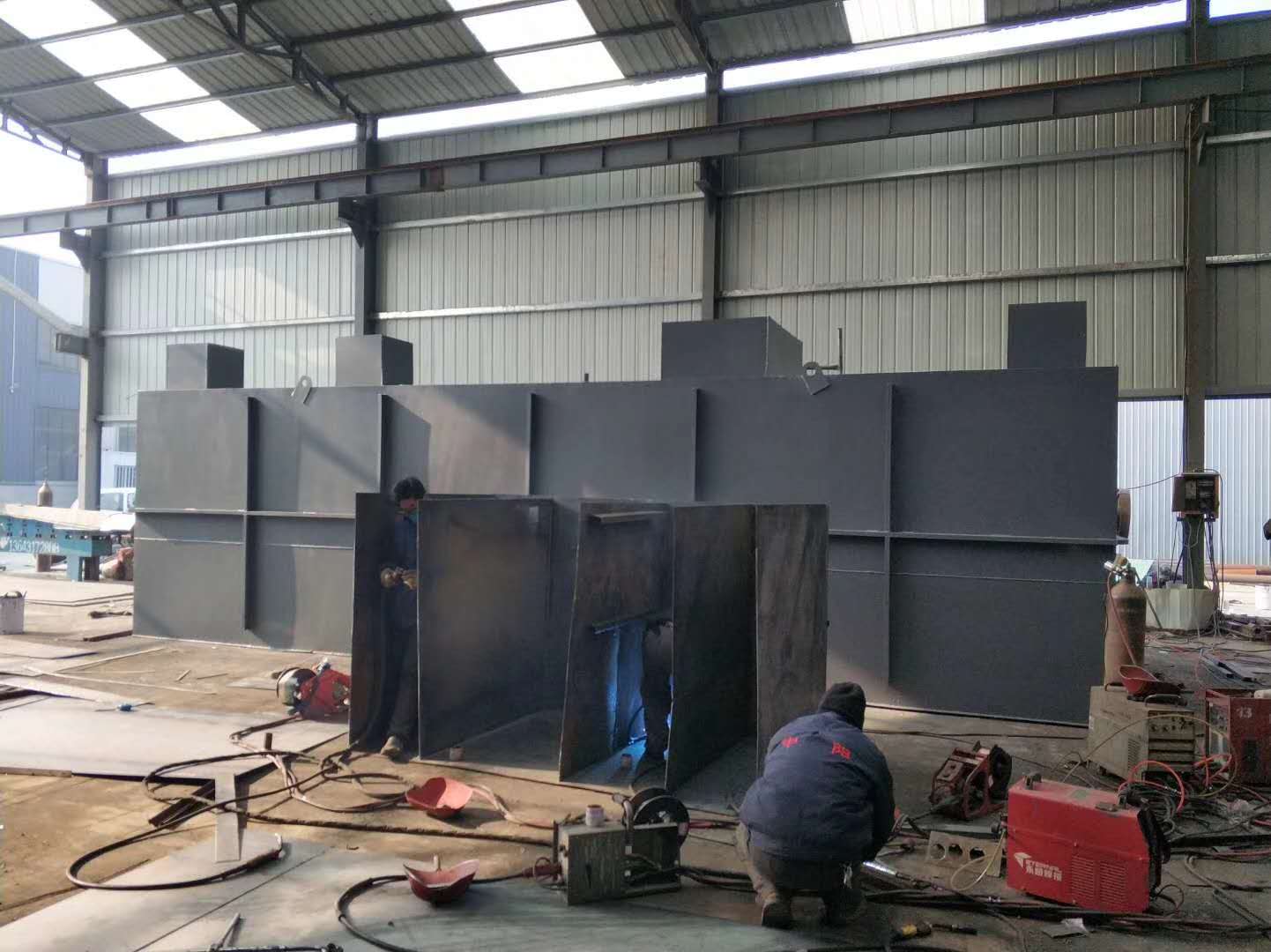 分析工业污水处理设备给环境带来哪些好处。