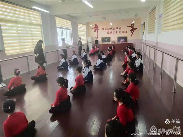 不负韶华砥砺前行